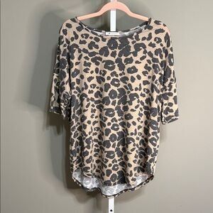 Bombom‎ Leopard Print Women's Top XL